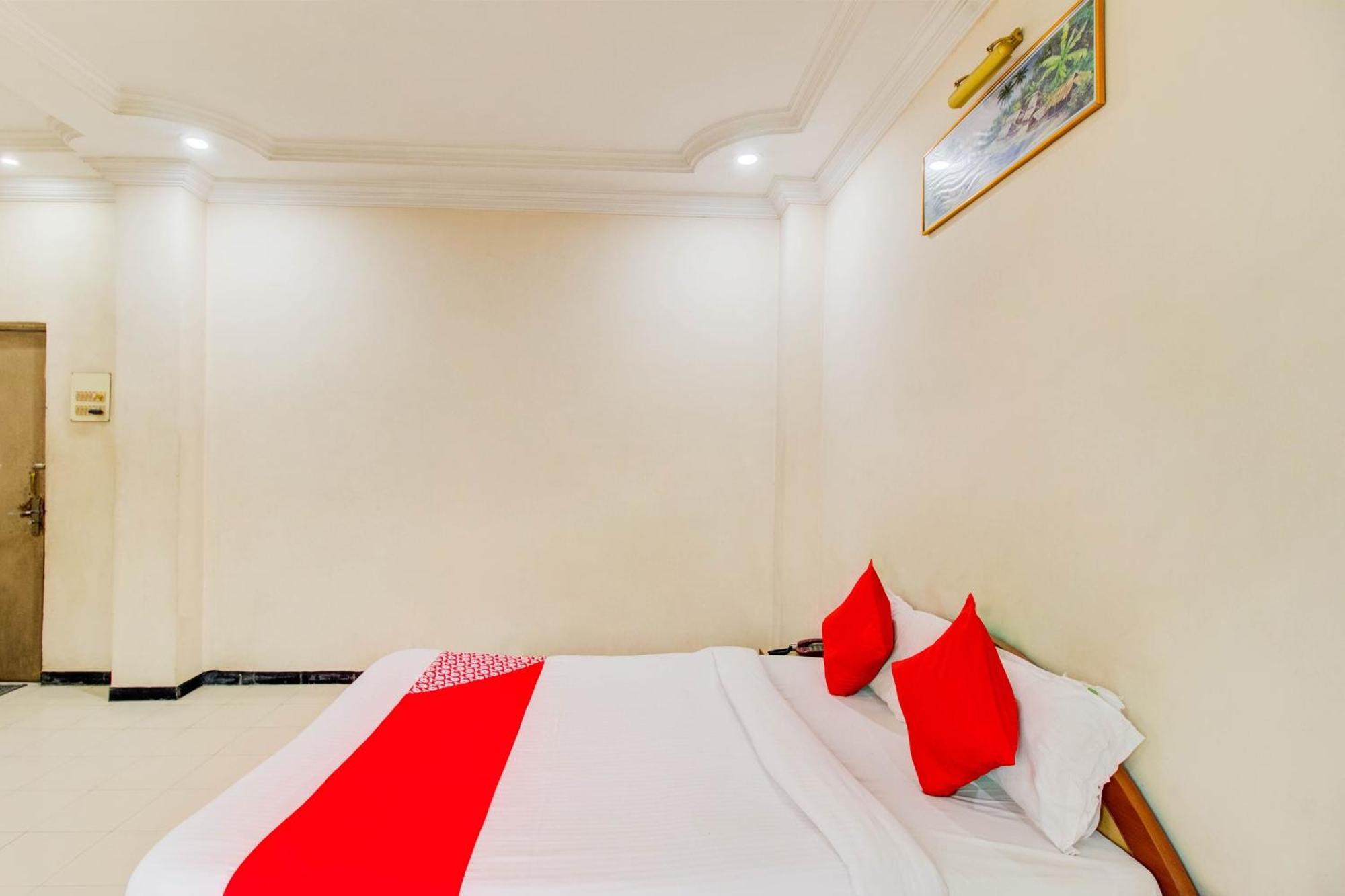 Hotel O Sri Jai Palace Nashik Dış mekan fotoğraf